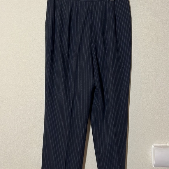 Le Suit pinstripe Navy pantsuit size 14 - Picture 6 of 6